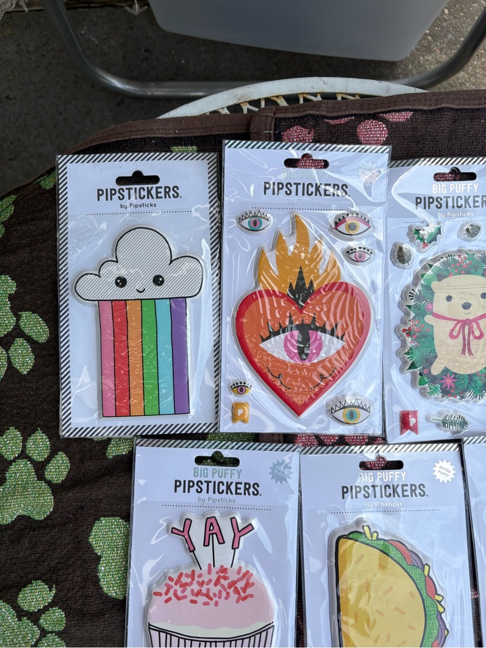 Pipsticks big puffy stickers 7 honey bear hug in a cup hedgehog - Picture 2 of 9